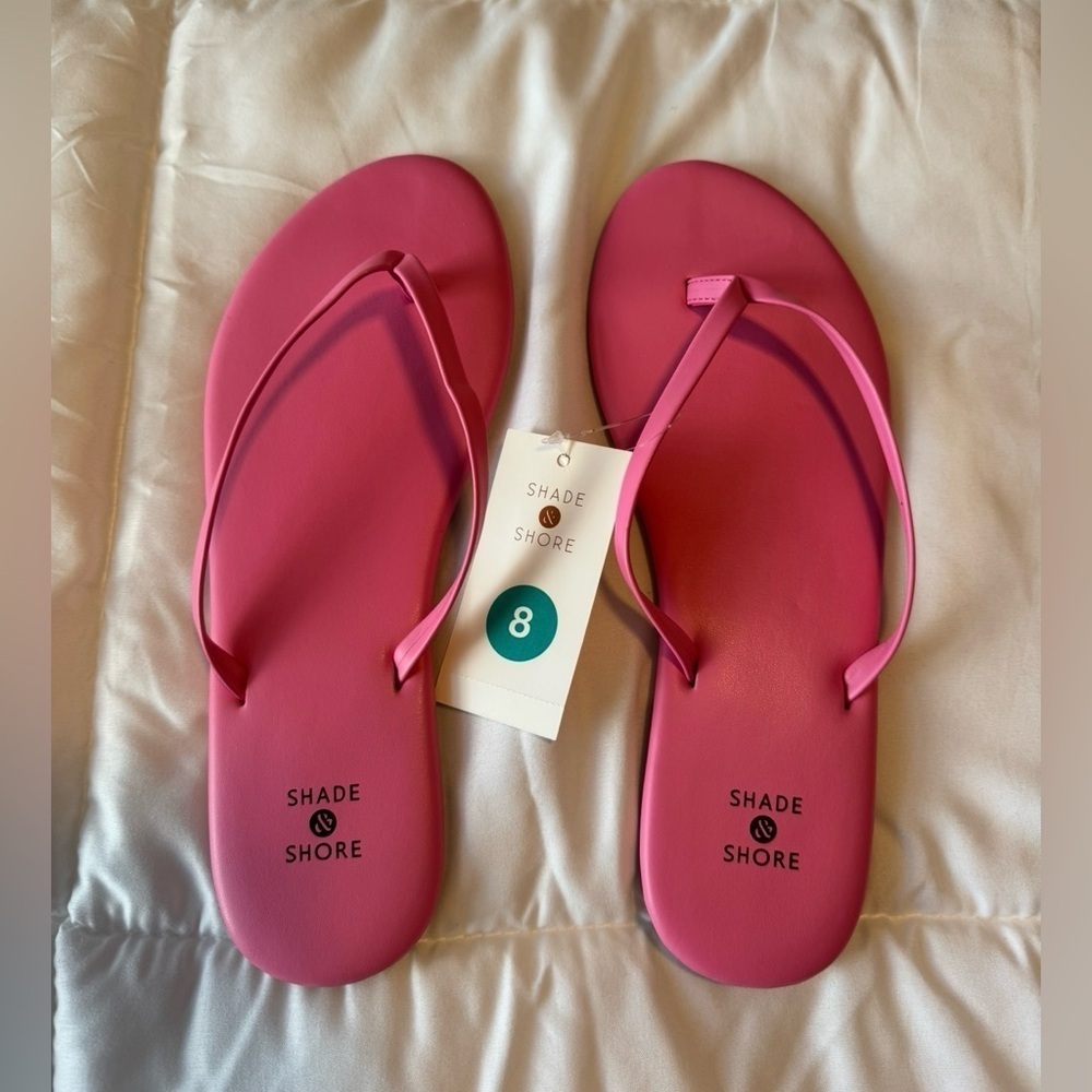 Shade & Shore Pink Flip Flops